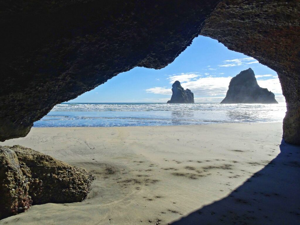 Wharariki Beach Höhle